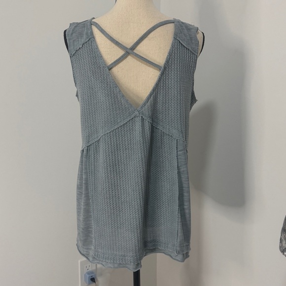 Pol Sleeveless Silver Studded V-Neck Blouse.  Sz L - Picture 5 of 10